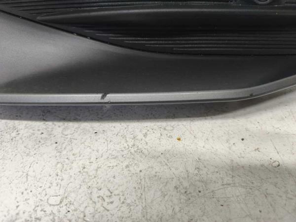 GRILLE DE PARE CHOC AVANT GAUCHE SEAT - Vue 2